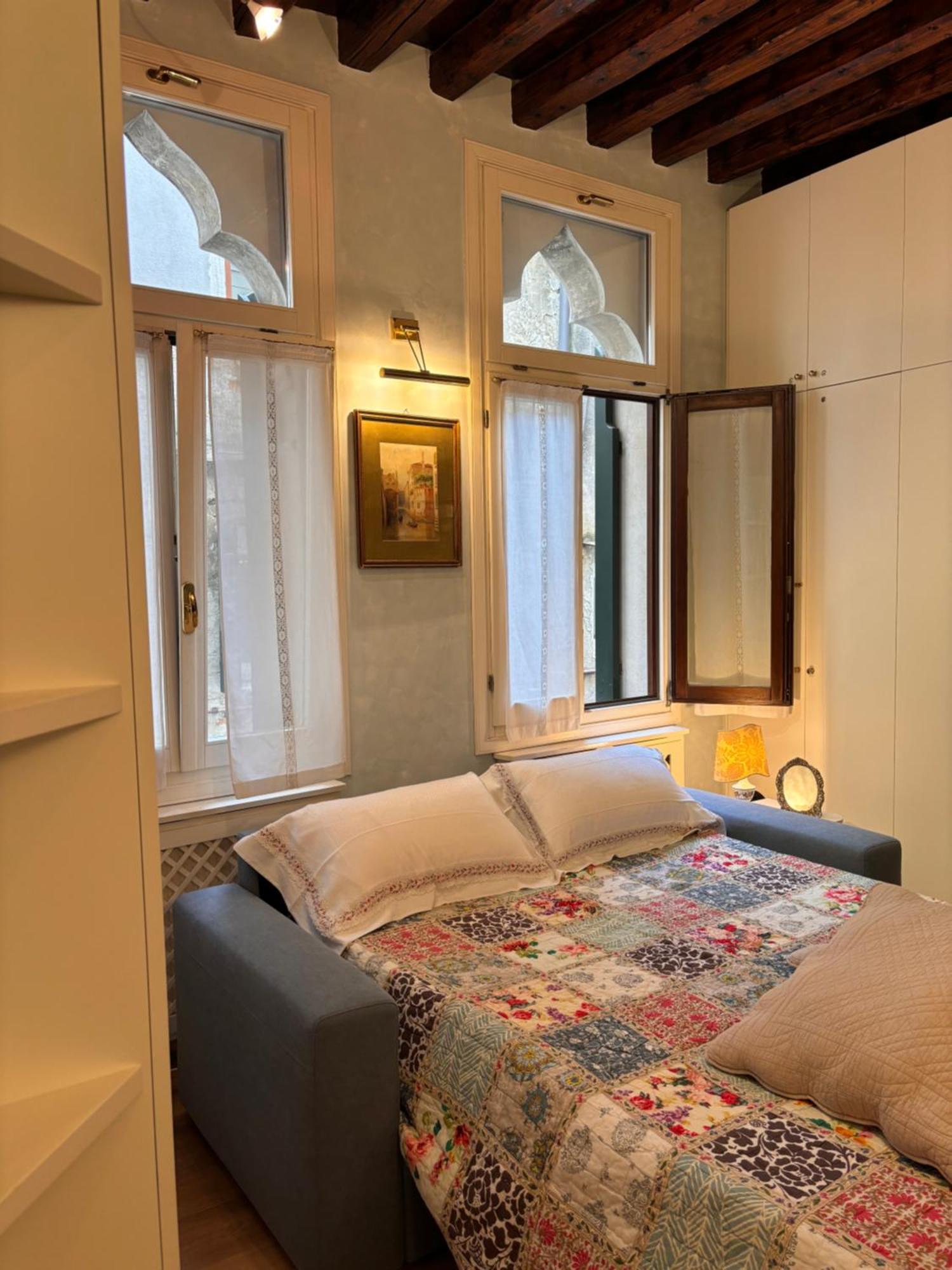 Albrizzi Charme Apartment เวนิส ภายนอก รูปภาพ