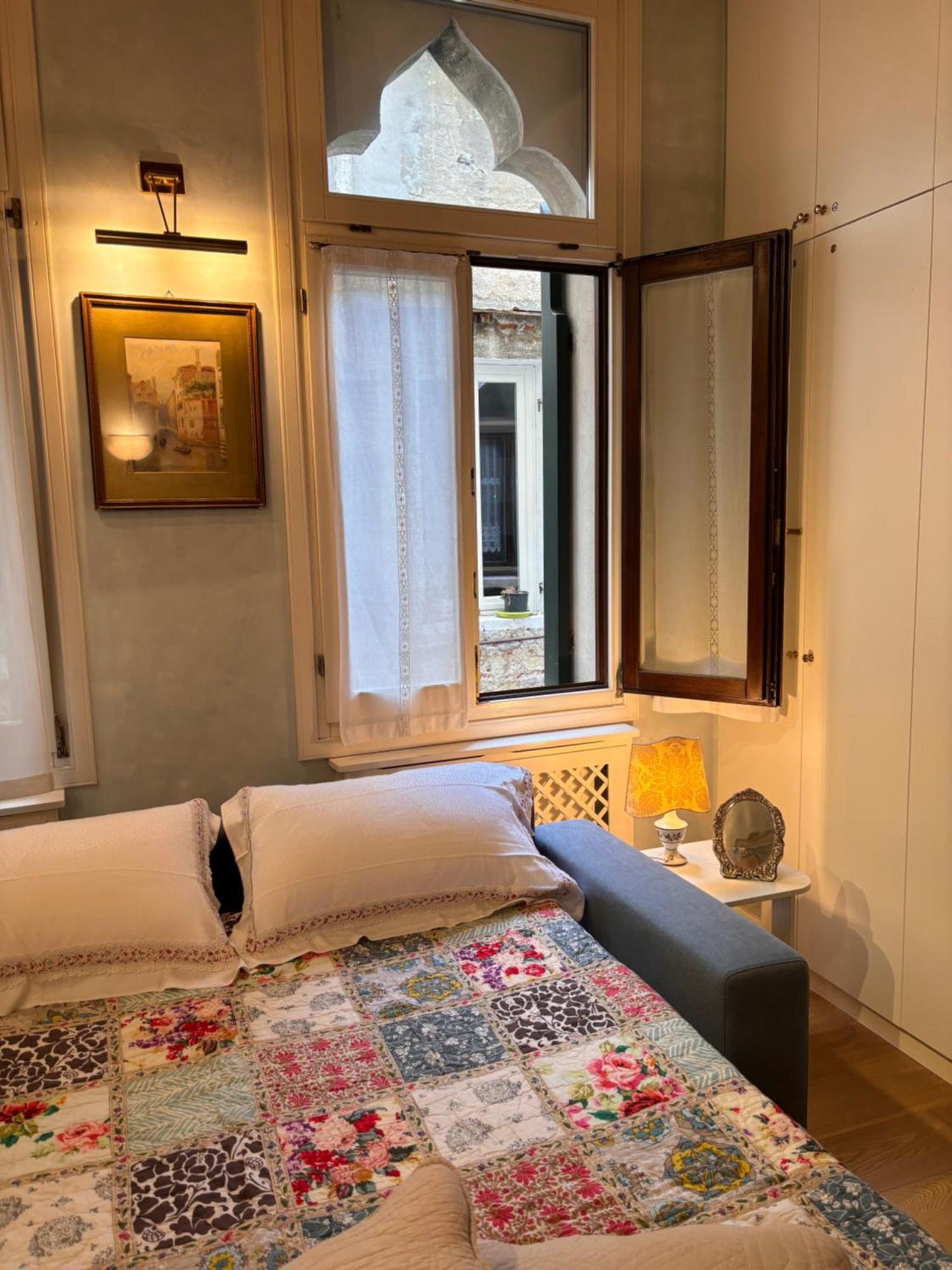 Albrizzi Charme Apartment เวนิส ภายนอก รูปภาพ